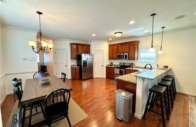 213 Thalia Road photos photos