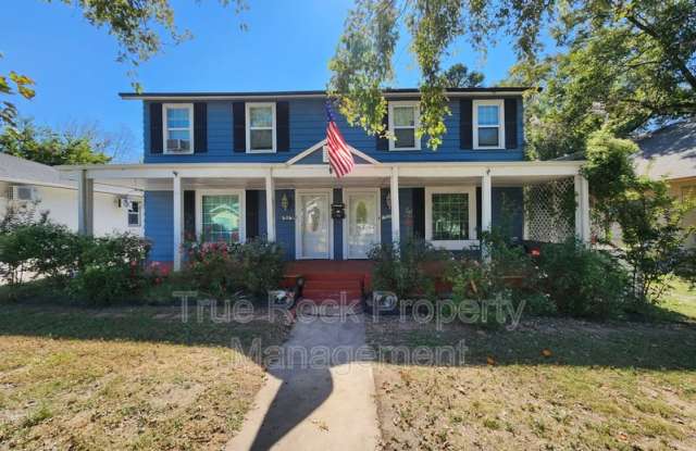 511 East 14th Street photos photos