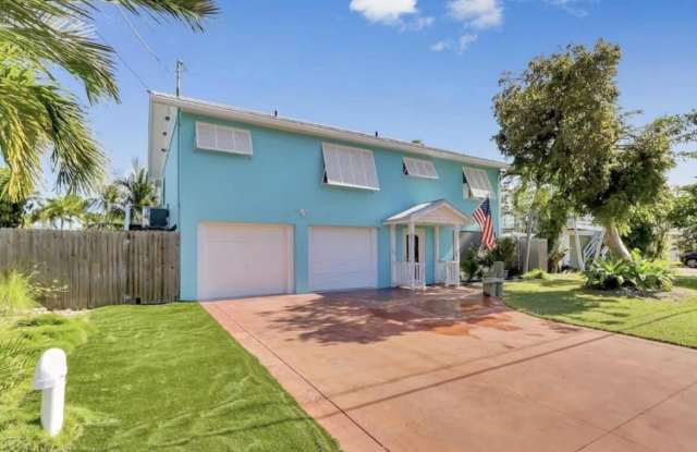 37 Blue Water Drive Gallery 1