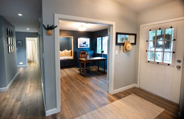 6849 East Grandview Drive Gallery 3