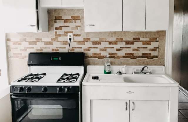 1bdrm duplex Gallery 3