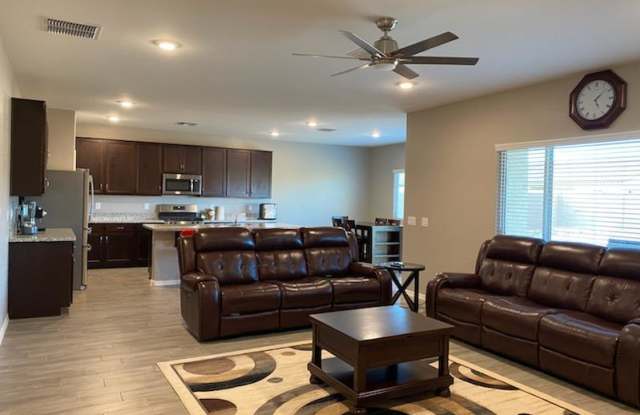 288 E MONTEGO Drive Gallery 3