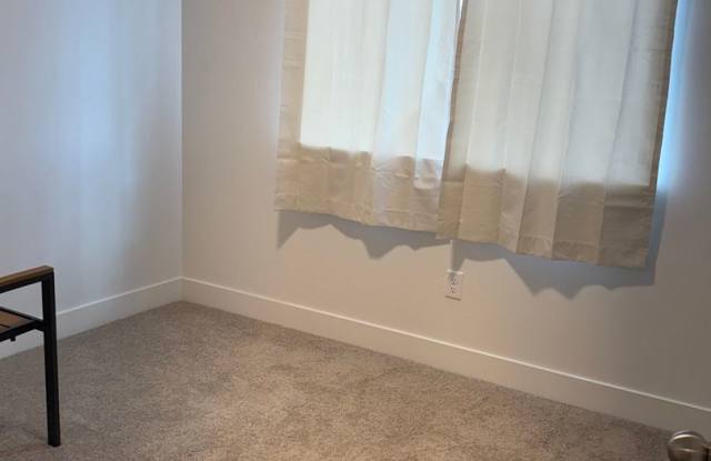 Charming 3BR Townhome in Eagle Mountain photos photos