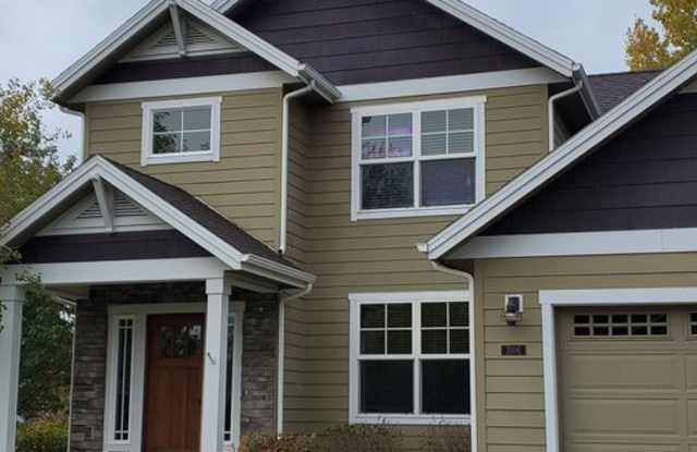 Charming 4-bedroom house in Alder Creek Subdivision photos photos