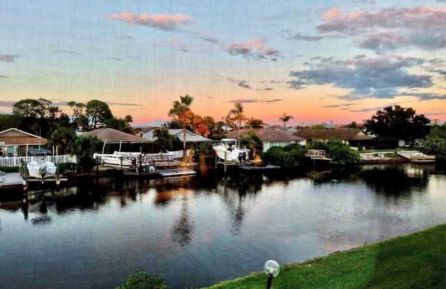 4533 MARINE Parkway Gallery 1
