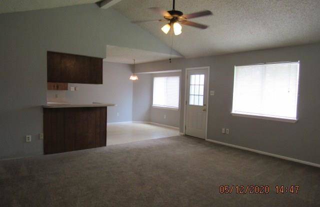 5718 Crestgrove Dr Gallery 3