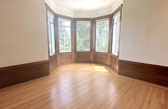 3306 Fulton Street Gallery 1