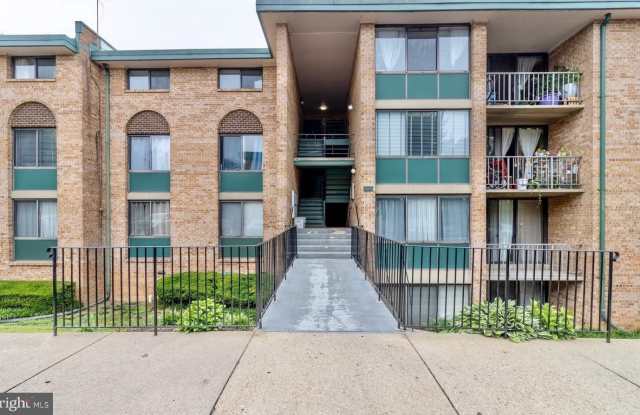 525 N ARMISTEAD STREET N - 525 North Armistead Street, Alexandria, VA 22312