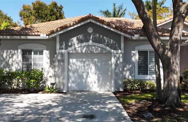 1033 SW 42nd Ter photos photos