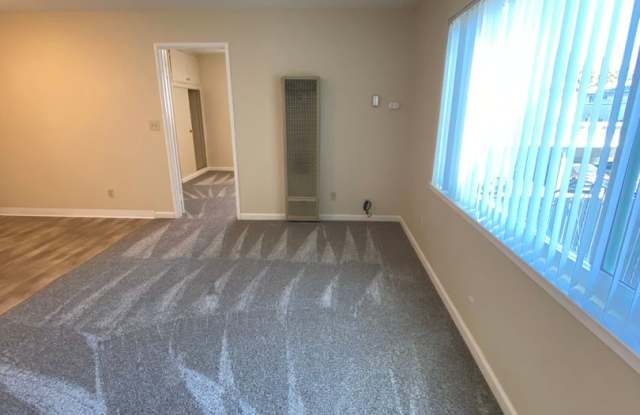 Remodeled 1 bed 1 bath apartment available now Gallery 2