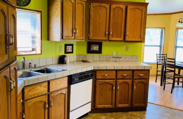 10011 Gateway Lane #21 Gallery 3
