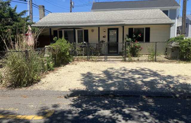 34 E Surf Way photos photos