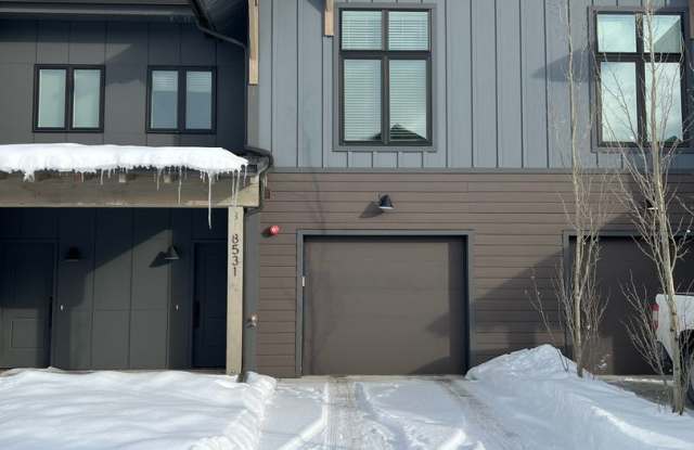 3 Bedroom Townhome in Victor, ID with Garage photos photos