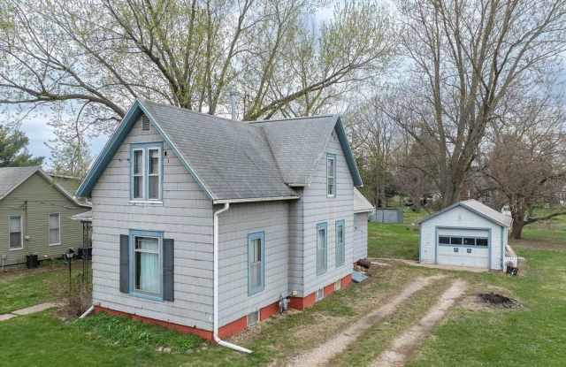 Check out this 2-Story Spacious Home! photos photos