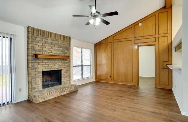8228 Meadowbrook Drive Gallery 2