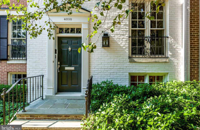 4290 MASSACHUSETTS AVENUE NW photos photos