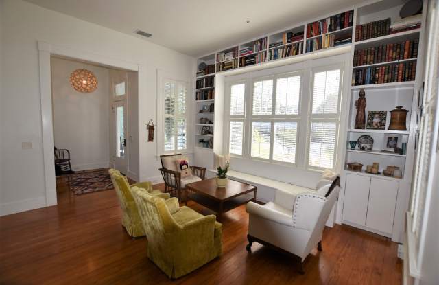 302 Cedar Street photos photos