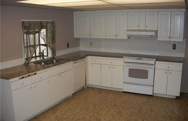 3021 Pinewood Drive Gallery 2