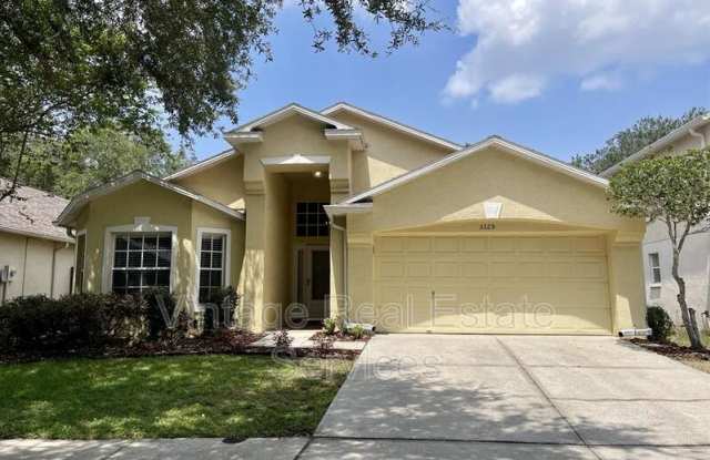 3325 Manor Cove Circle - 3325 Manor Cove Circle, Palm River-Clair Mel, FL 33578