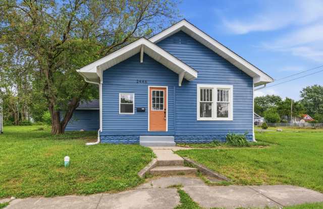 2446 Morton Street photos photos