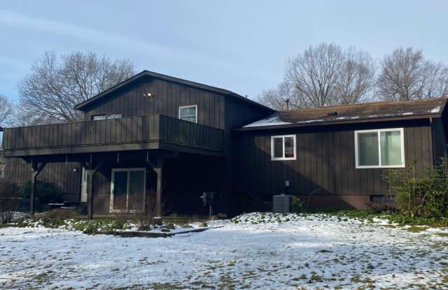 269 Fawnwood Ave - 269 Fawnwood Drive, Tallmadge, OH 44278