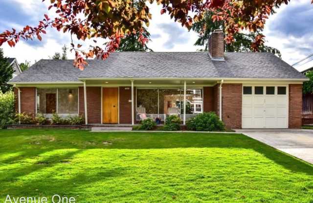 4545 48th Ave. NE - 4545 48th Avenue Northeast, Seattle, WA 98105