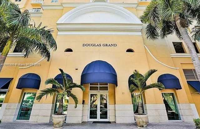 50 Menores Ave photos photos