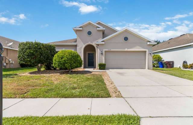 Beautiful 4/2 with 2 Car Garage For Rent Located in St. Cloud - 3509 Starcatcher Street, St. Cloud, FL 34772