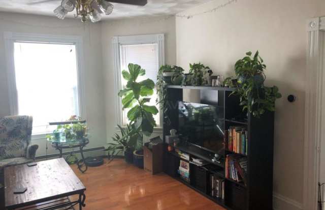 12 Sumner Ave. photos photos