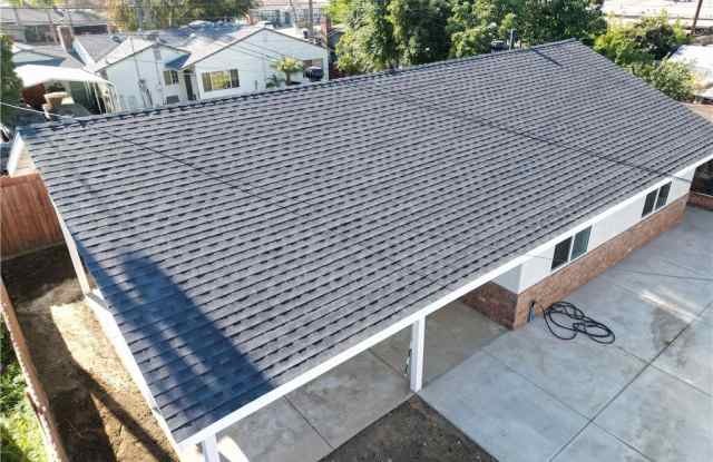 917 W. Flora St. photos photos