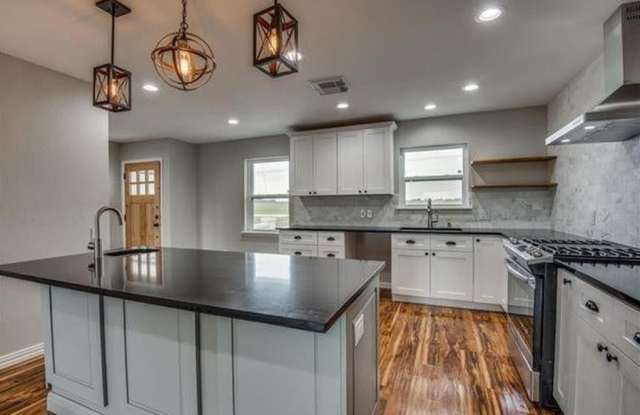 303 E Monte Carlo Boulevard photos photos