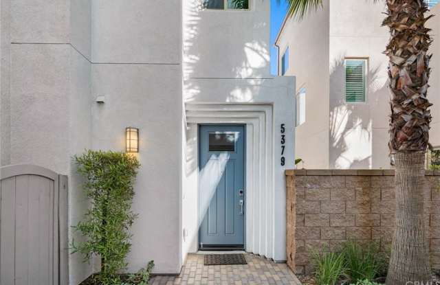 5379 Pacific Terrace - 5379 Pacific Trail, Hawthorne, CA 90250