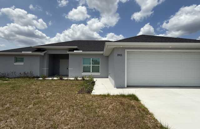 1911 NE 38th Ter photos photos