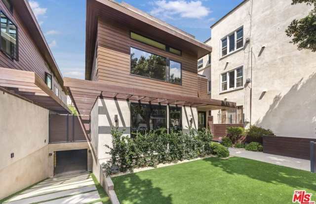 141 Hollister Ave - 141 Hollister Avenue, Santa Monica, CA 90405