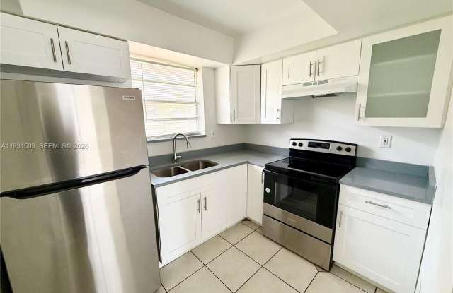 1350 NE 119th St photos photos