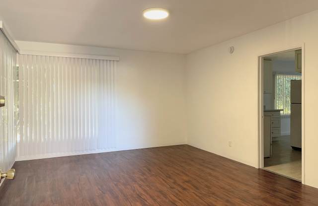 1633 28th Avenue photos photos