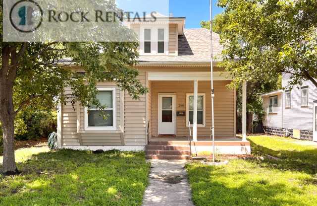 3 Bed 1 Bath with Bonus Room photos photos