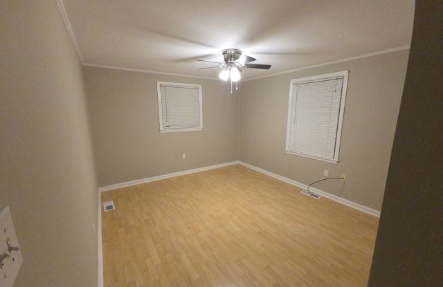 240 3 Cedars Lane - 3 photos photos