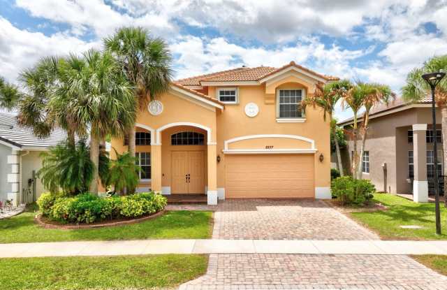 2237 SW Newport Isles Boulevard photos photos