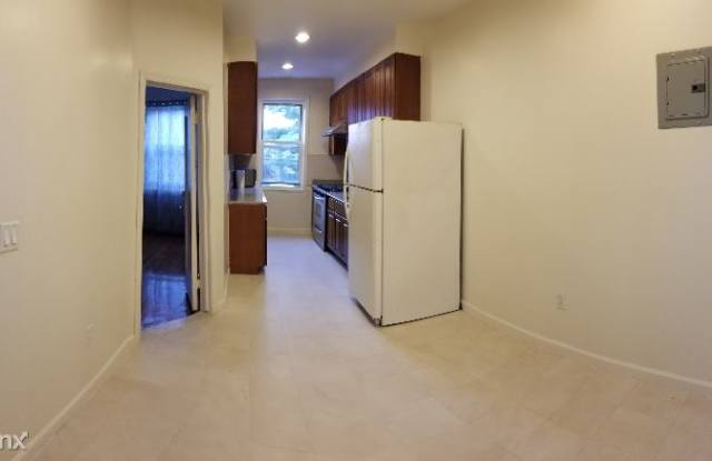 4709 50th ave 2nd fl Gallery 2