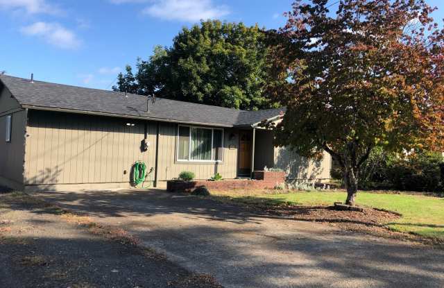 3 bedroom 2 bathroom house in Thurston! photos photos