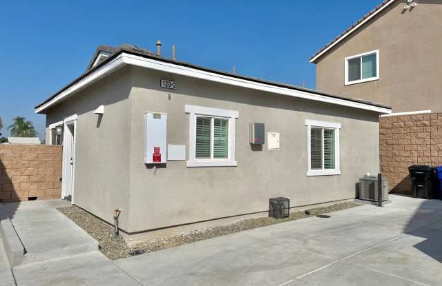 Two Bedroom, Two Bathroom available Gallery 1