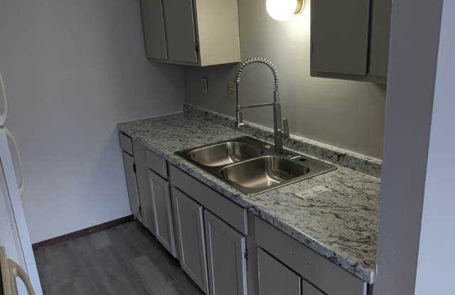 8545 West Greenbrook Drive - 4 photos photos