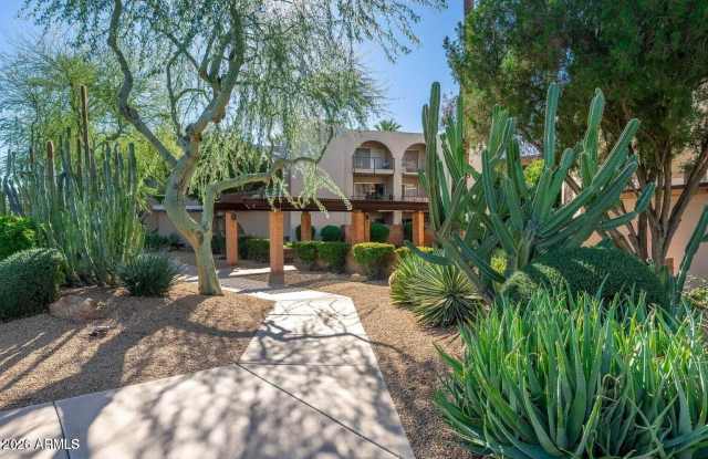 4727 E LAFAYETTE Boulevard photos photos