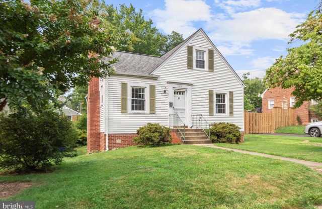 4626 5TH ST S - 4626 5th Street South, Arlington, VA 22204
