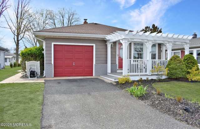 27 Castle Harbor Drive - 27 Castle Harbor Drive, Holiday City-Berkeley, NJ 08757 27 Castle Harbor Drive - 27 Castle Harbor Drive, Holiday City-Berkeley, NJ 08757