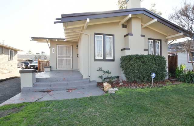 Charming 2 Bedroom 1 Bath San Jose Home with Spacious Backyard! photos photos