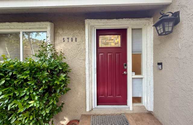 Beautiful 4 bedroom 2.5 bath home in Oak Park Gallery 4