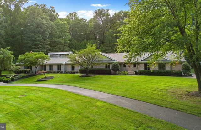 4233 BUCKSKIN WOOD Drive Gallery 2