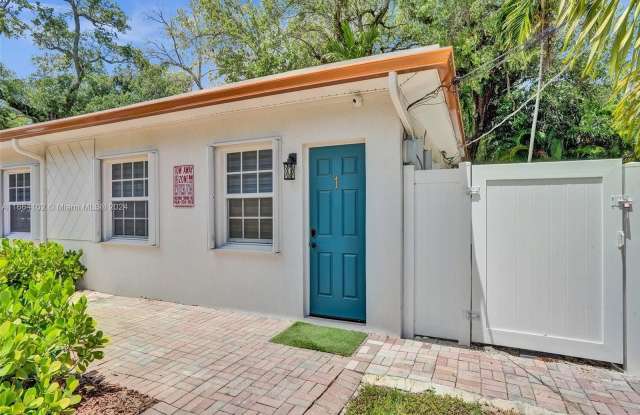1501 SW 24th St - 1501 Southwest 24th Street, Fort Lauderdale, FL 33315